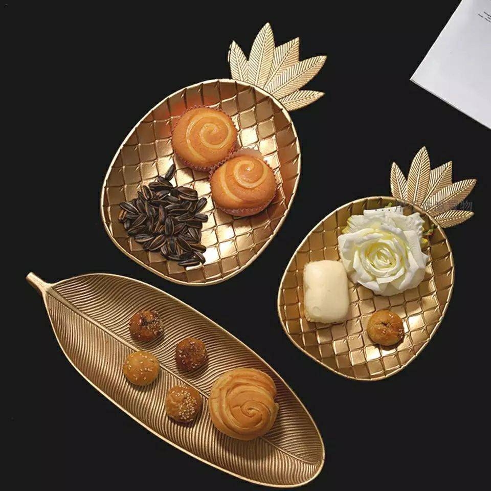 Nordic Style Wooden Pineapple Tray