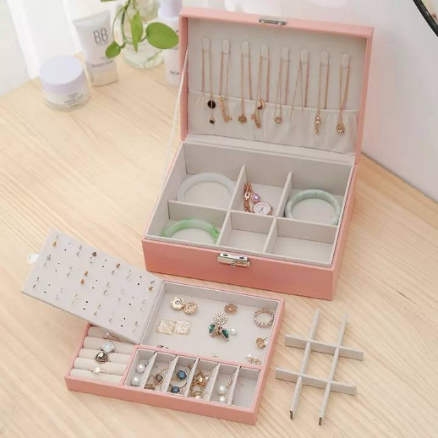 Leather Jewelery Storage Box