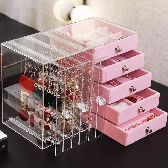 Acrylic Jewelery Organiser