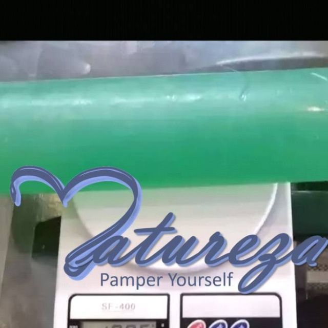 Transparent Glycerin Soap Base with green floral scent 500g