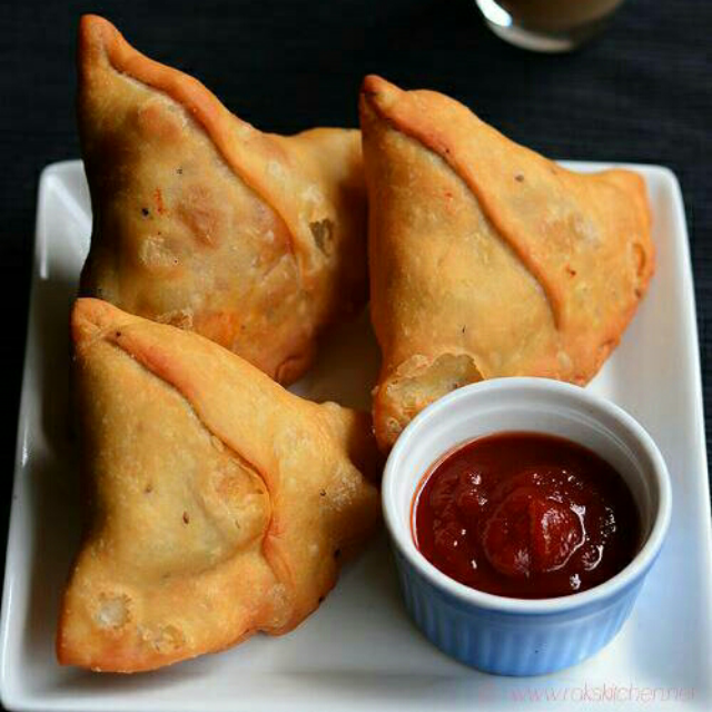 Alu Samosa 24Pcs