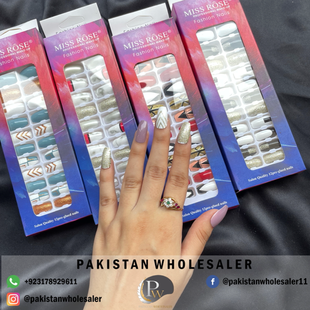Miss Rose Fake Stylish Nails