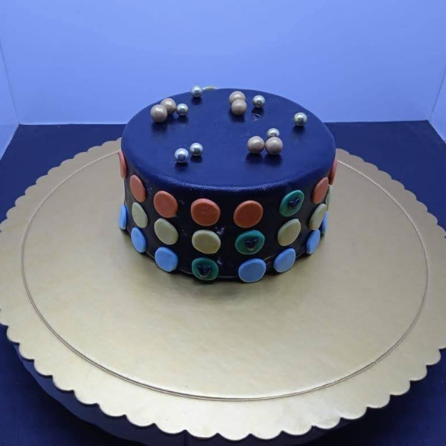 Round And Circle Cake