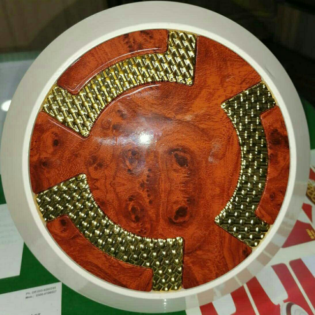 Crystal Ac/dc