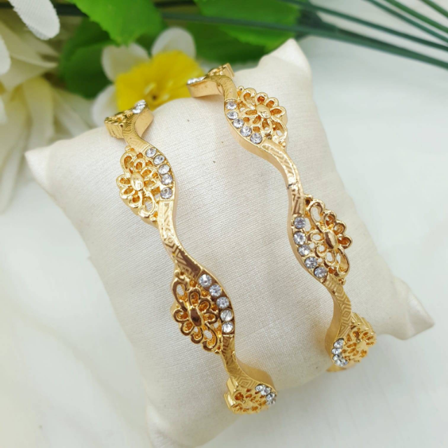 Kara Pair(Gold Plated)