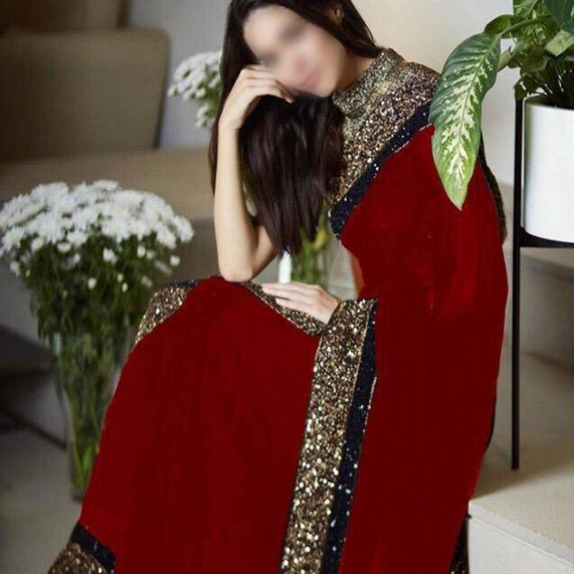 Myntra Embroidered Chafoon Saree