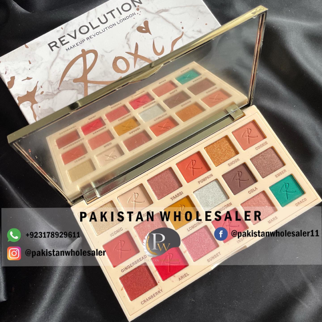 Revolution Roxi 18 Colour Palette