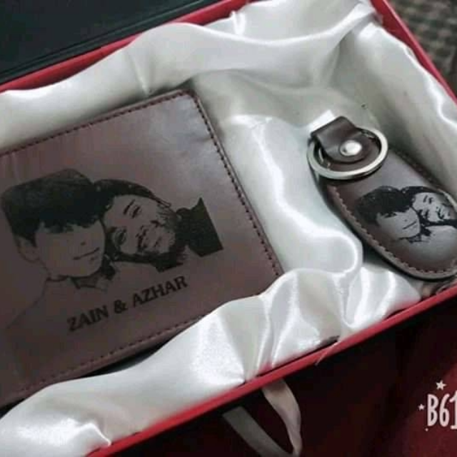 Customized Wallet And Keychain With Picture & Name