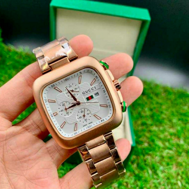 Gucci Square Shape Chain Watch.