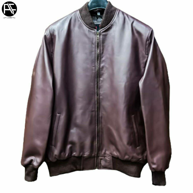 Original Leather Men T-shirts Different Sizes And Colours