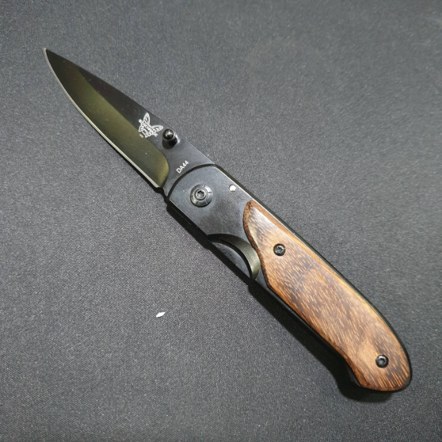 Benchmade Knife DA44