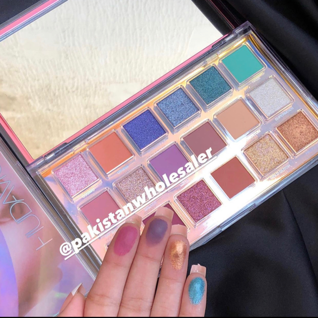 Mercury Retrograde 18 Color Highly Pigmented Palette