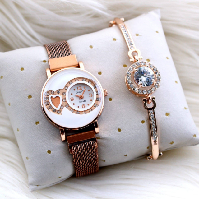 Gucci magnit watch plus 
Braslate 
New model 
Price 1050 onl