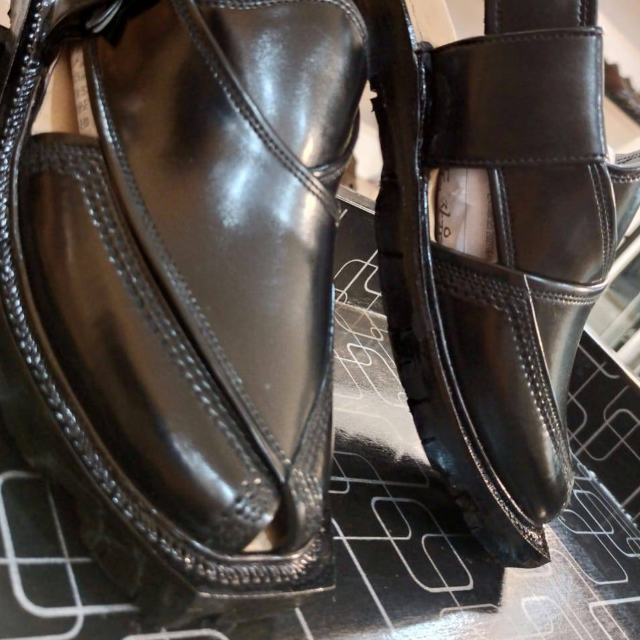 Norozi Chappal