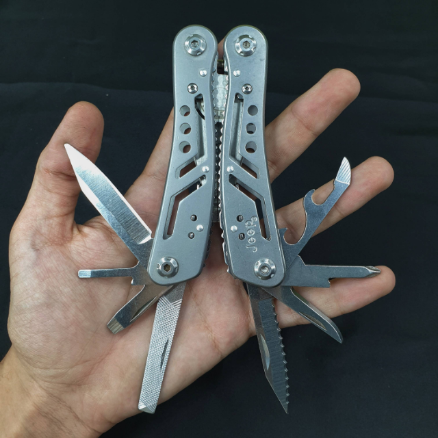 Jeep Multi-tool