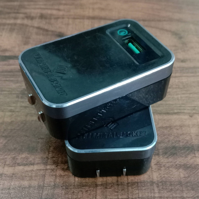 Full Metal Jacket Fast Charging Adaptor