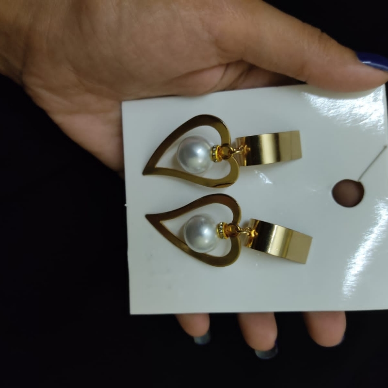 Heart Shape Statement Earring