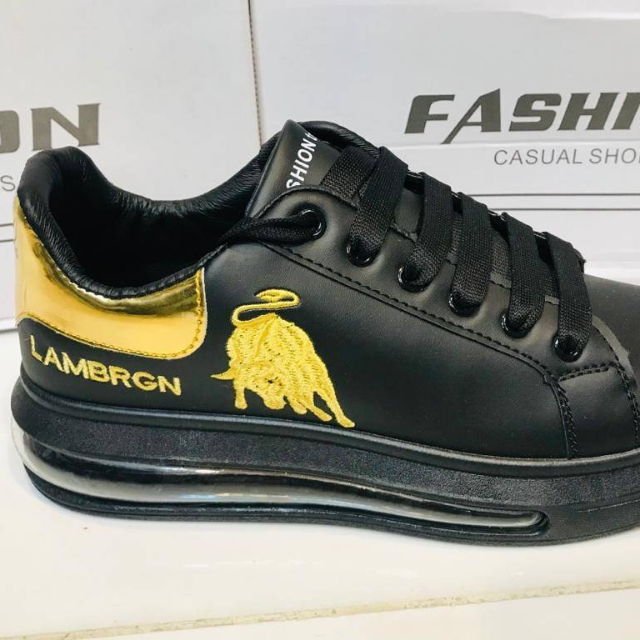 LAMBRGN Sneakers