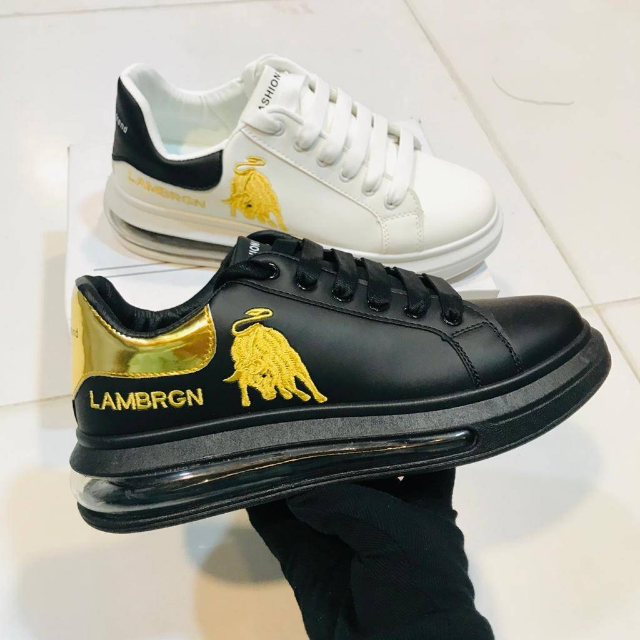LAMBRGN Sneakers