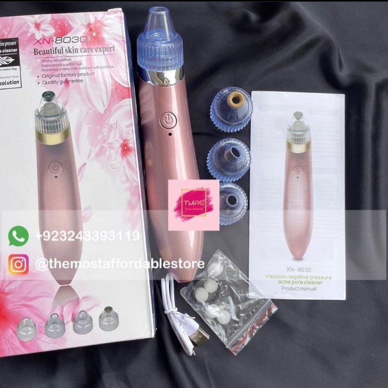 Pore Cleaner available with its complete tools