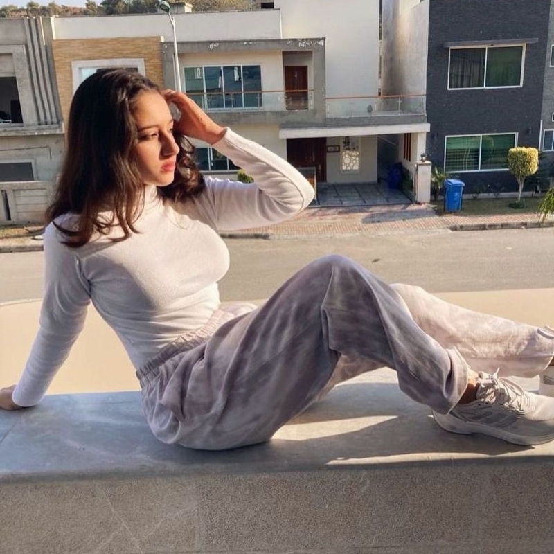 White Turtle neck