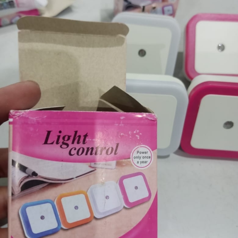Sensor Control LED Night Light Bed Lamp Motion Sensor LED Wall Lights Bathr