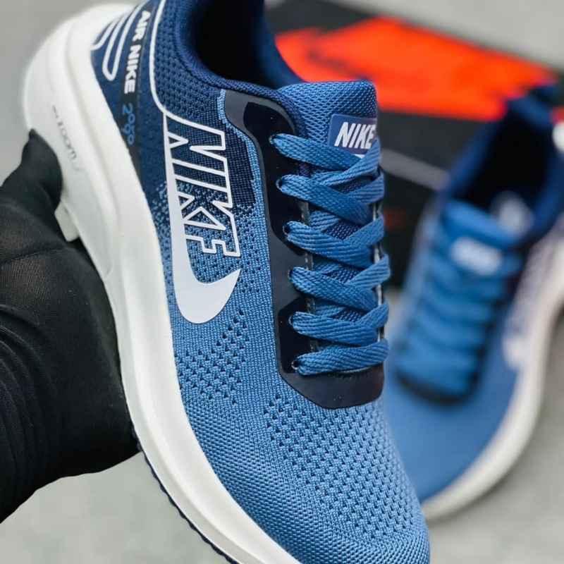 Nike Zoom X20