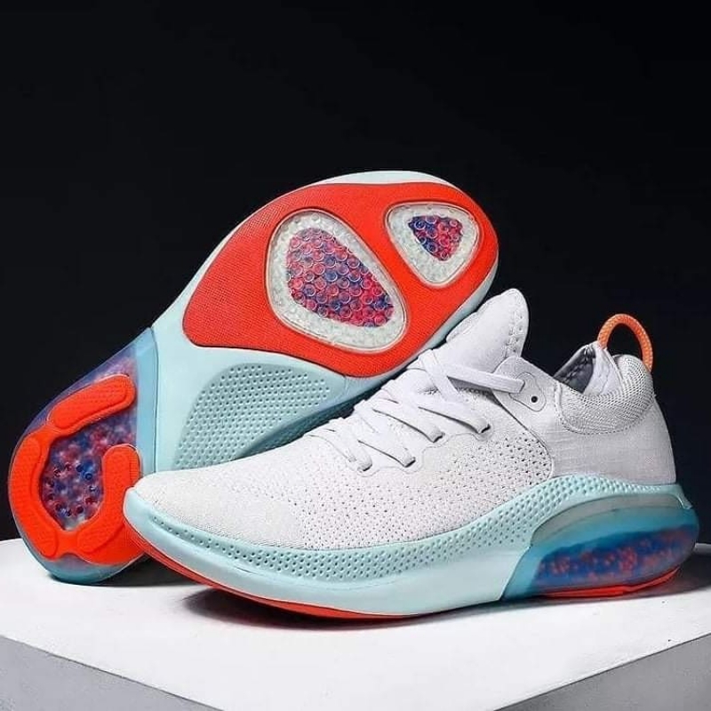 Nike Joyride Run Flyknit