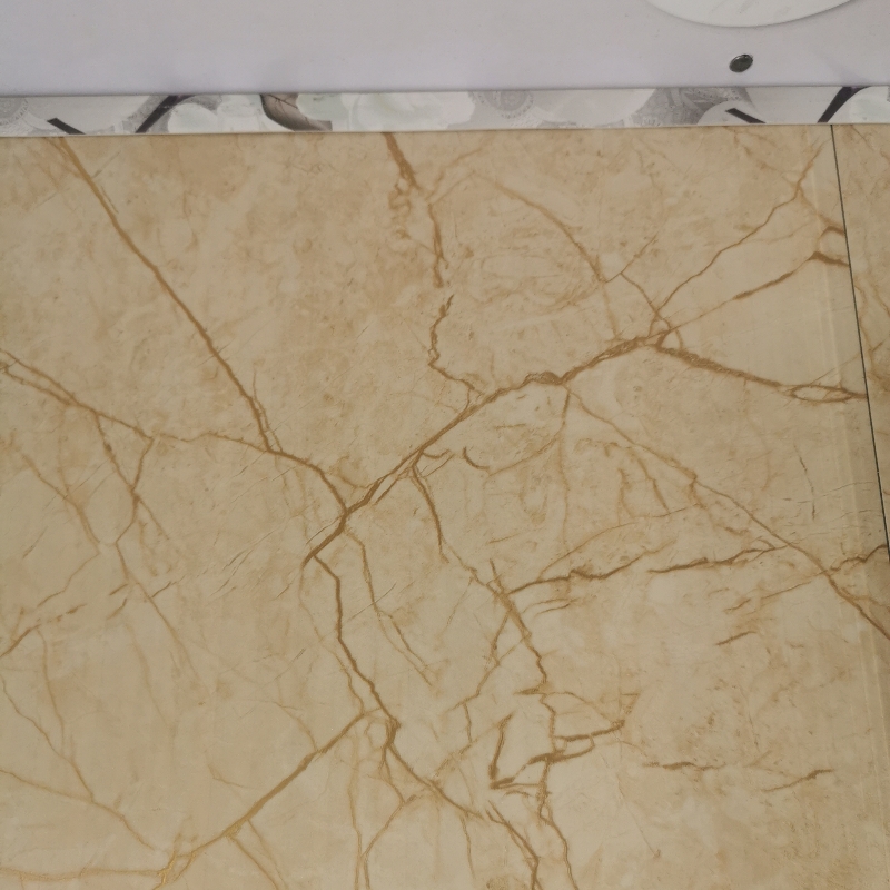 Gola - P 146 , ML 113 Marble