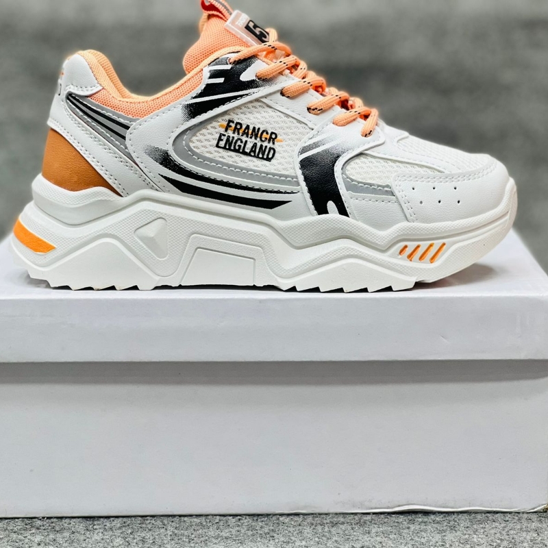 WOMEN'S SNEAKERS