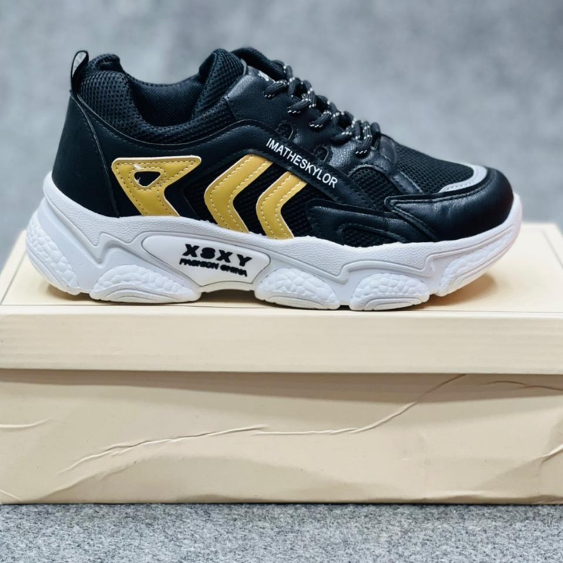 SNEAKERS FOR WOMEN