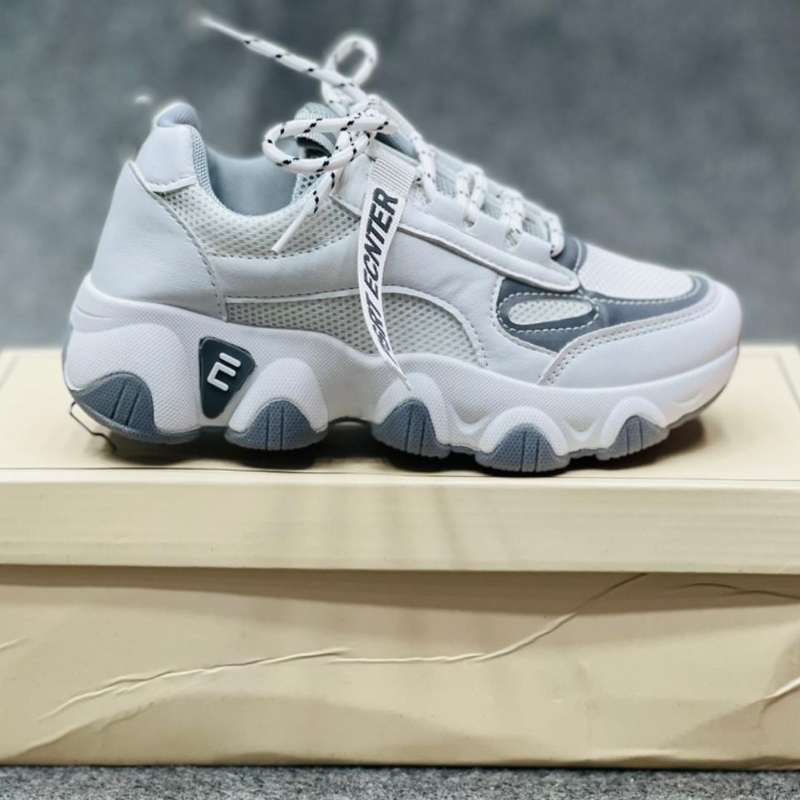 SNEAKERS FOR WOMEN