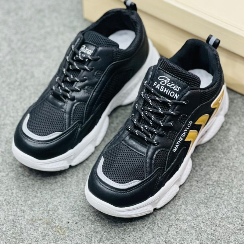 SNEAKERS FOR WOMEN