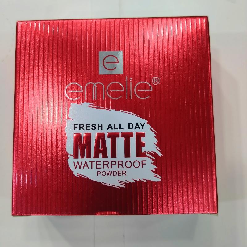 Emelie Fix Makeup Control Two Way Cake SPF 35