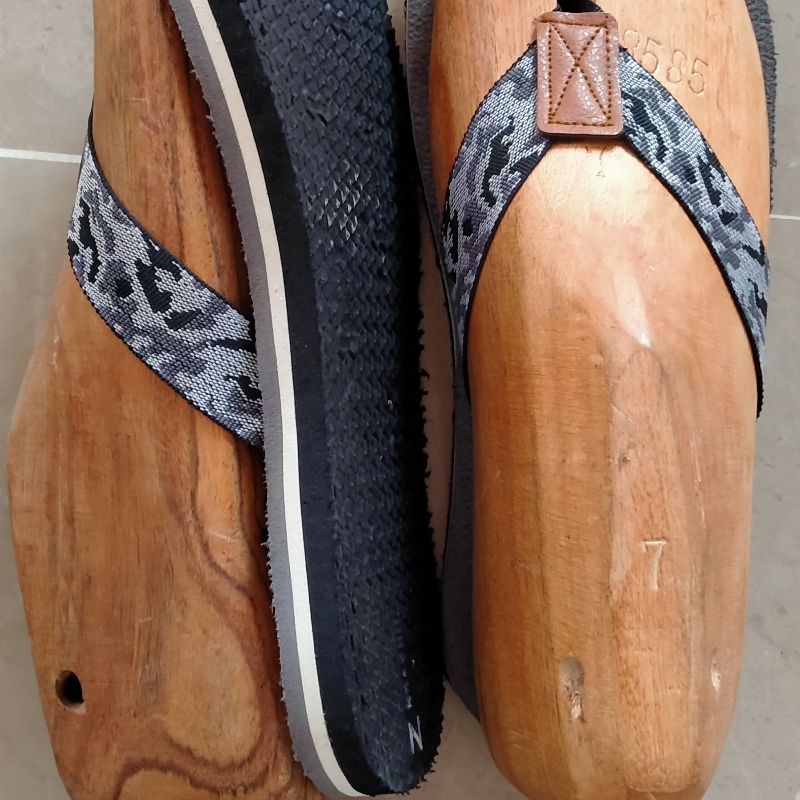 Zee slipper