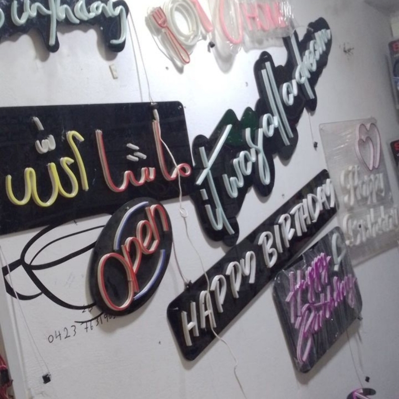 Neon sigh board