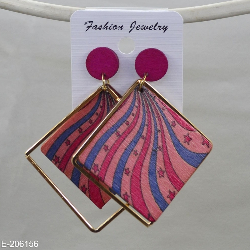 Stylish earrings