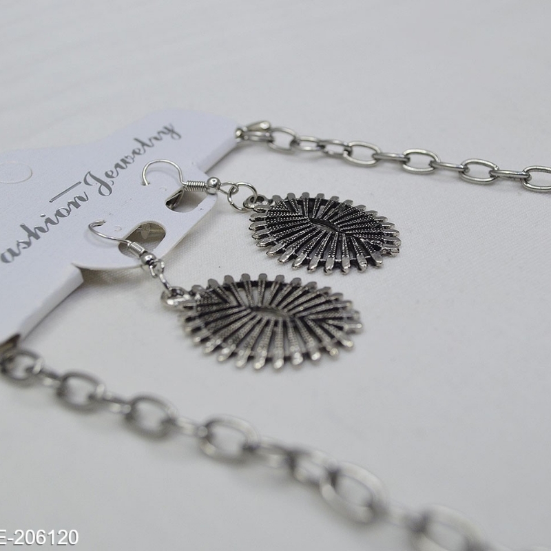Trendy jewellery set