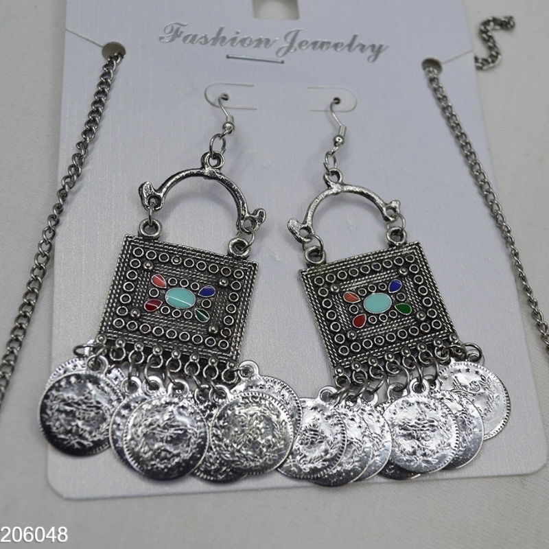 Trendy jewellery set