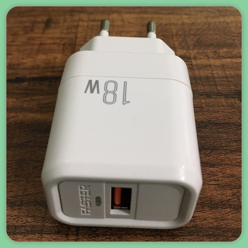 FASTER FC-58 Fast Charging Wall Adaptor 18W QC 3.0