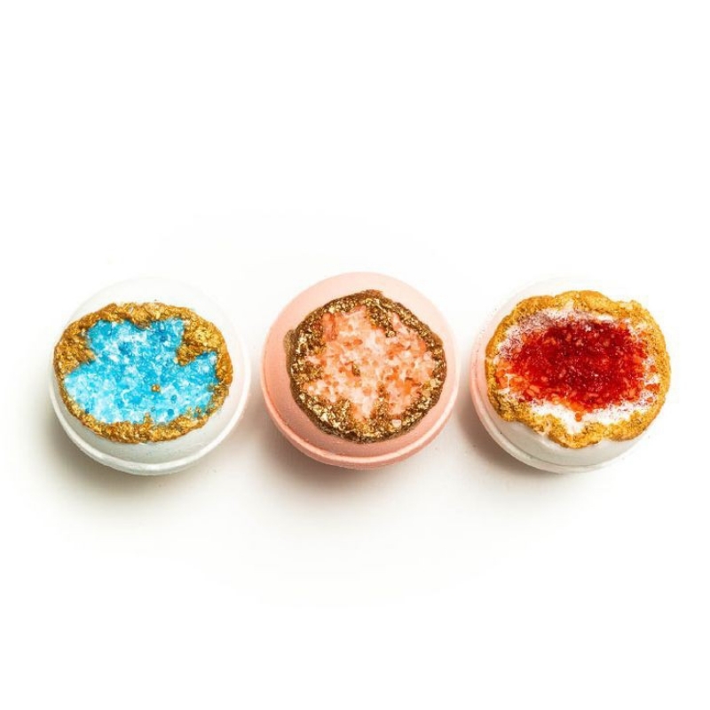 Geode Bath Bombs /pc ( mention desired color in info box)