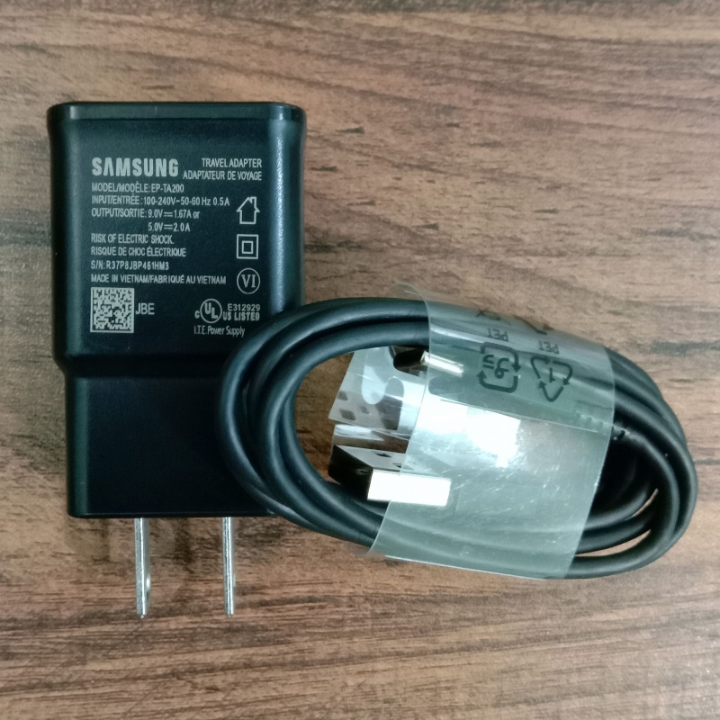 Samsung EP-TA200 Adaptive Fast Charger 100 % Original for Galaxy S10 S10 Pl