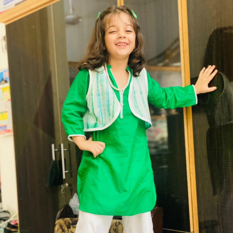 Azadi article 3pc 38