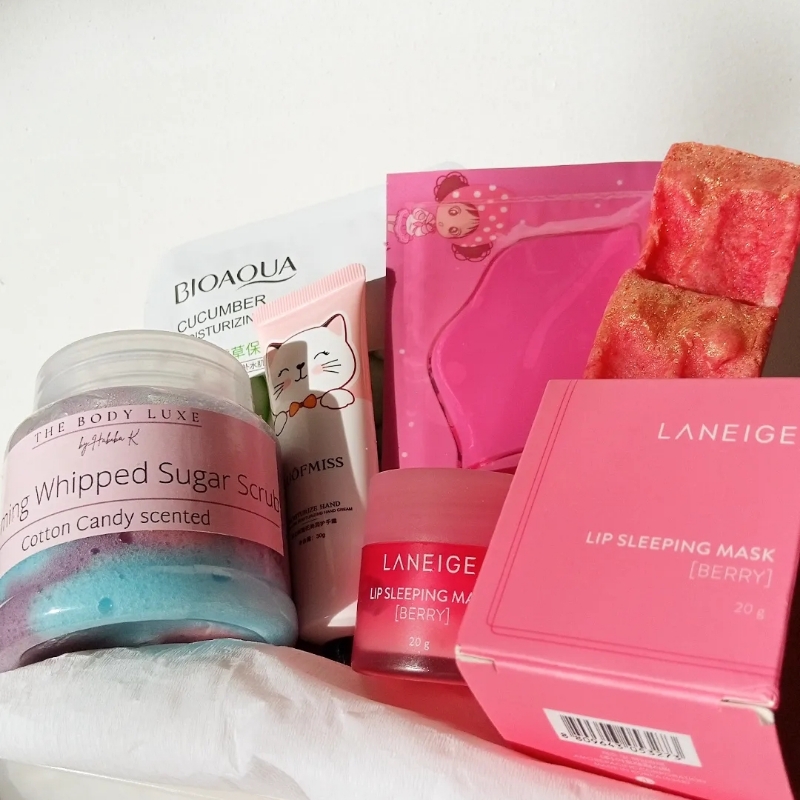 SkinBerry Box - Complete Self-Care Set In Fruity Notes