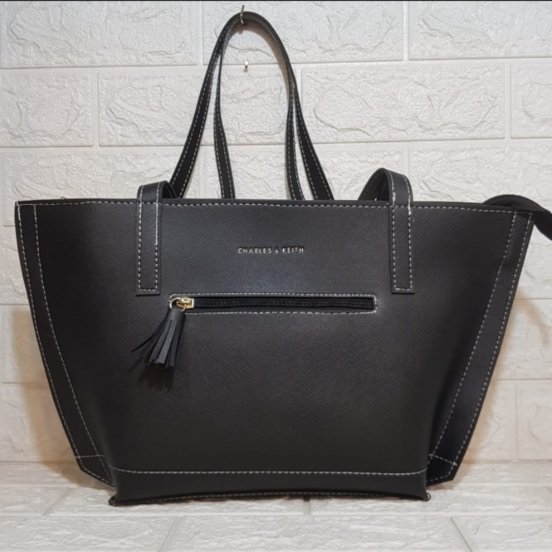 Hand bag