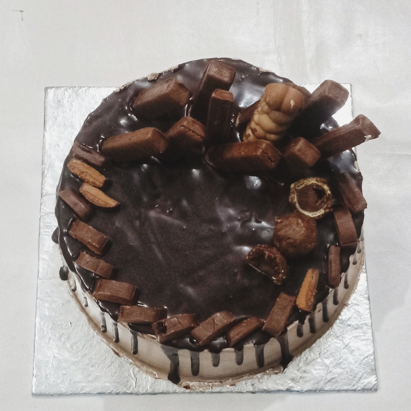 Chocolate loaded kake