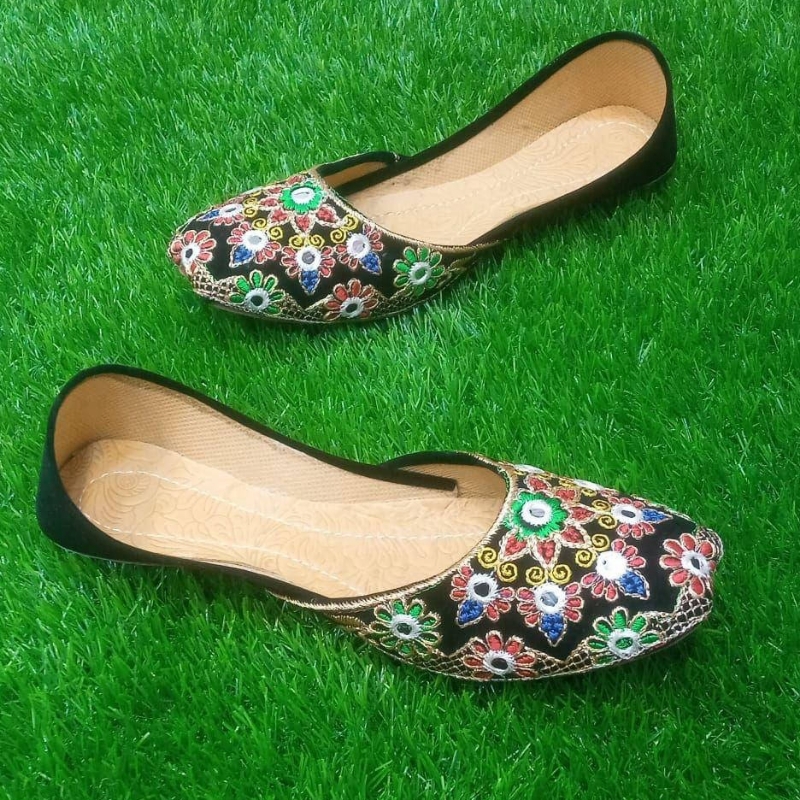Farmal Wear Khussa