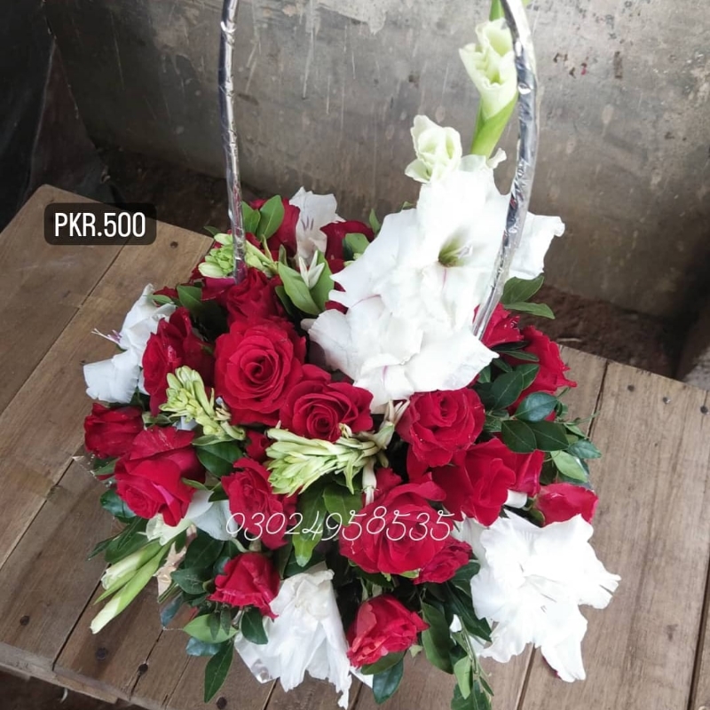 Fresh Flowers table basket