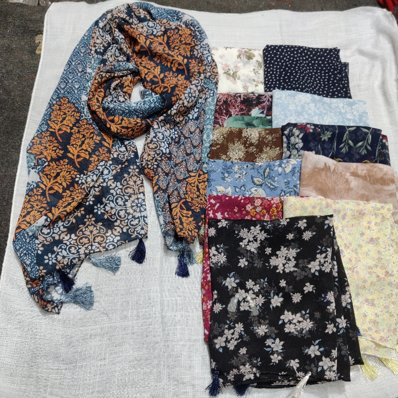 *Chiffon printed with Tessles** ( *12 random print mix set*)