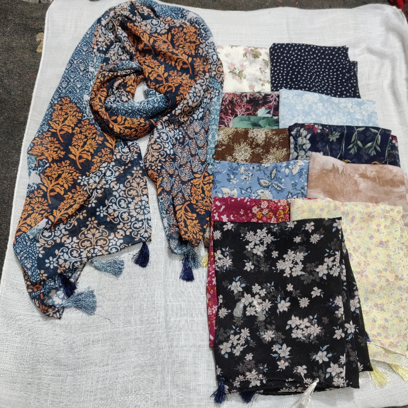 *Chiffon printed with Tessles** ( *12 random print mix set*)